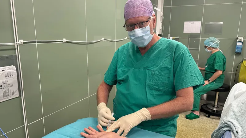 Perkutane Nadelfasziotomie: Behandlung einer Dupuytren-Kontraktur mit der Nadel